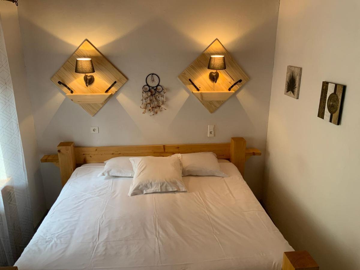Bed and Breakfast Relais Mont Jura Adults Only Лелекс Экстерьер фото