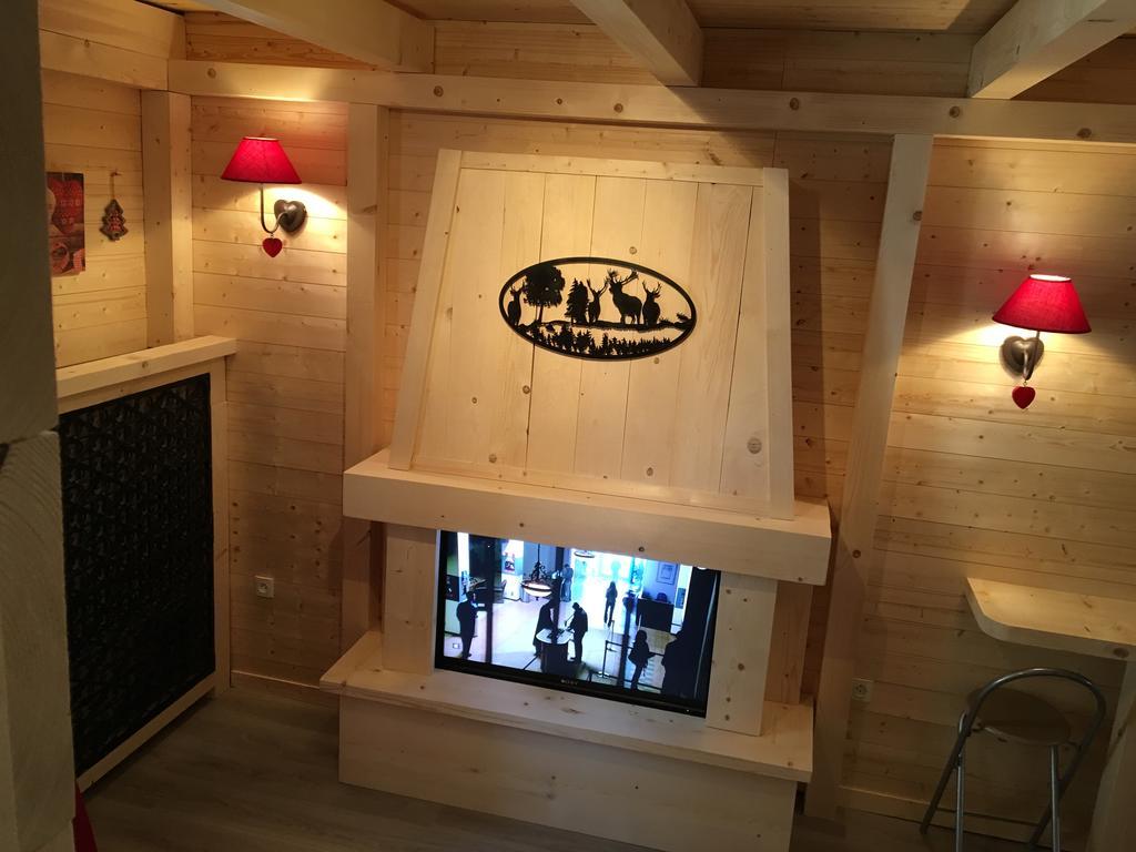 Bed and Breakfast Relais Mont Jura Adults Only Лелекс Номер фото