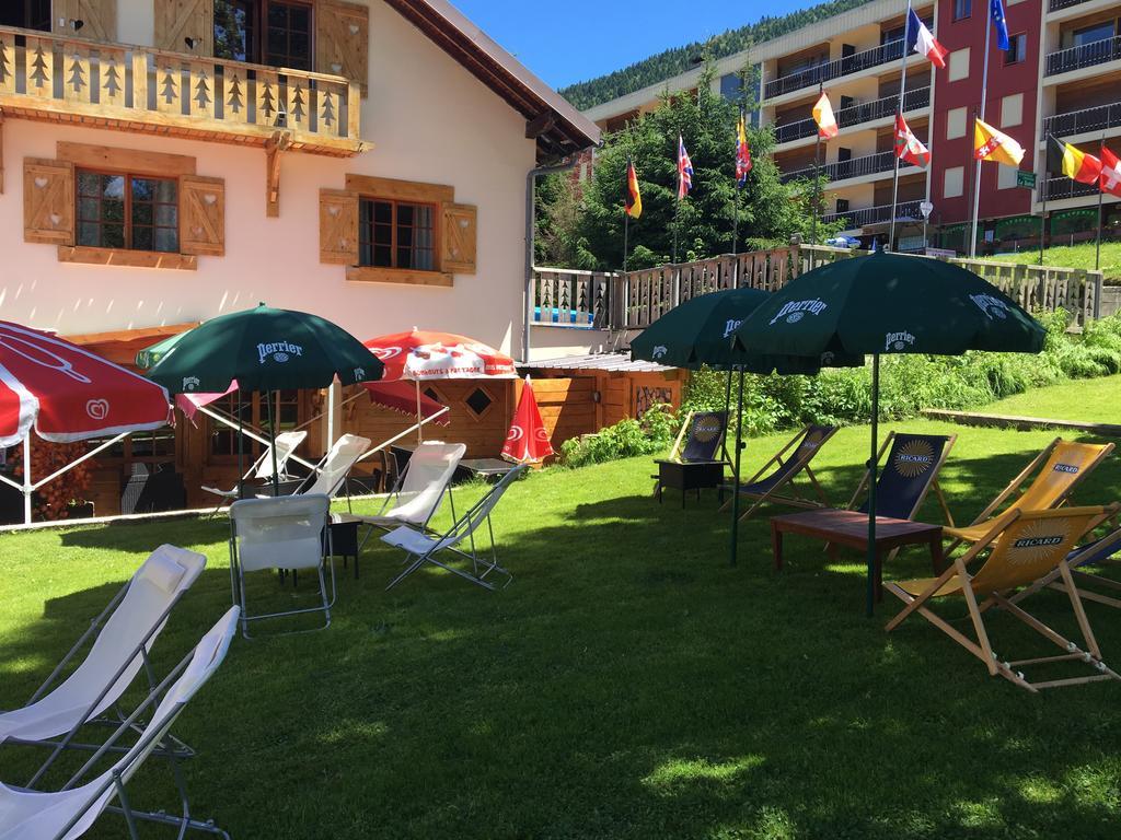 Bed and Breakfast Relais Mont Jura Adults Only Лелекс Экстерьер фото